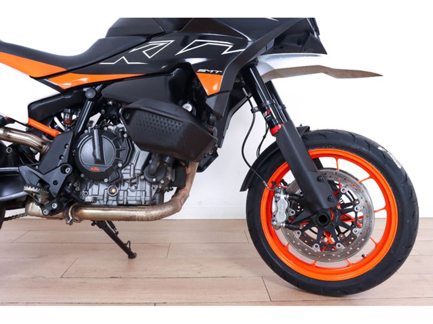KTM SMT 890