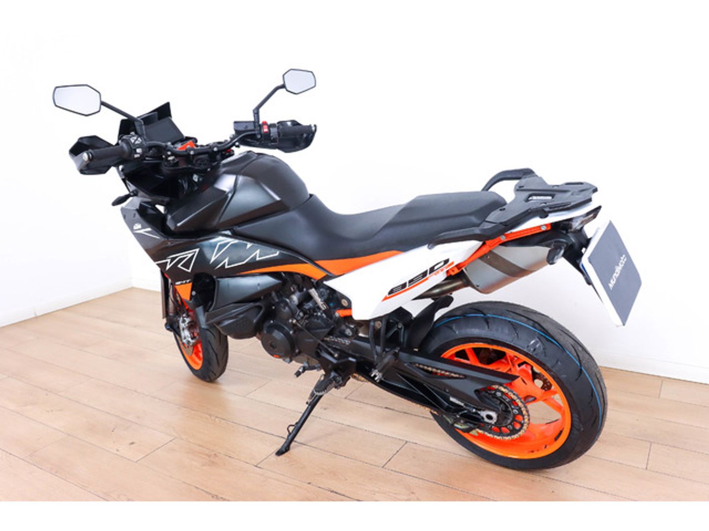 KTM SMT 890