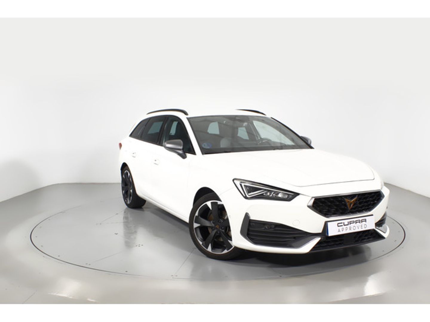 CUPRA Leon Sportstourer 1.5 eTSI DSG 110 kW (150 CV) Blanco Familiar