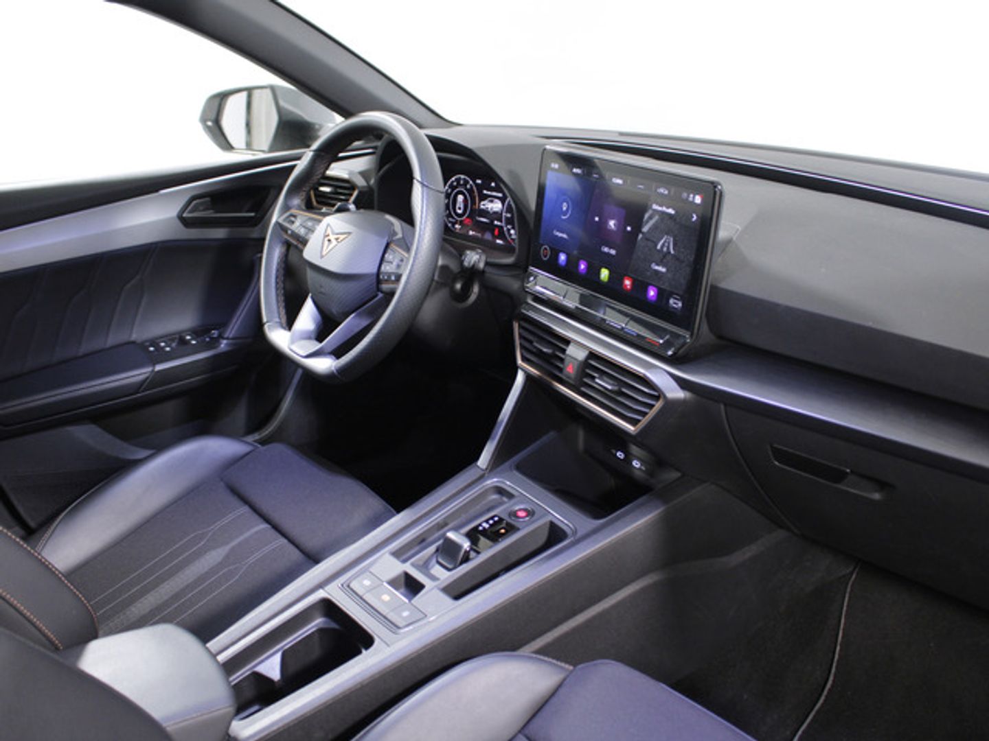 CUPRA Leon Sportstourer 1.5 eTSI DSG 110 kW (150 CV)