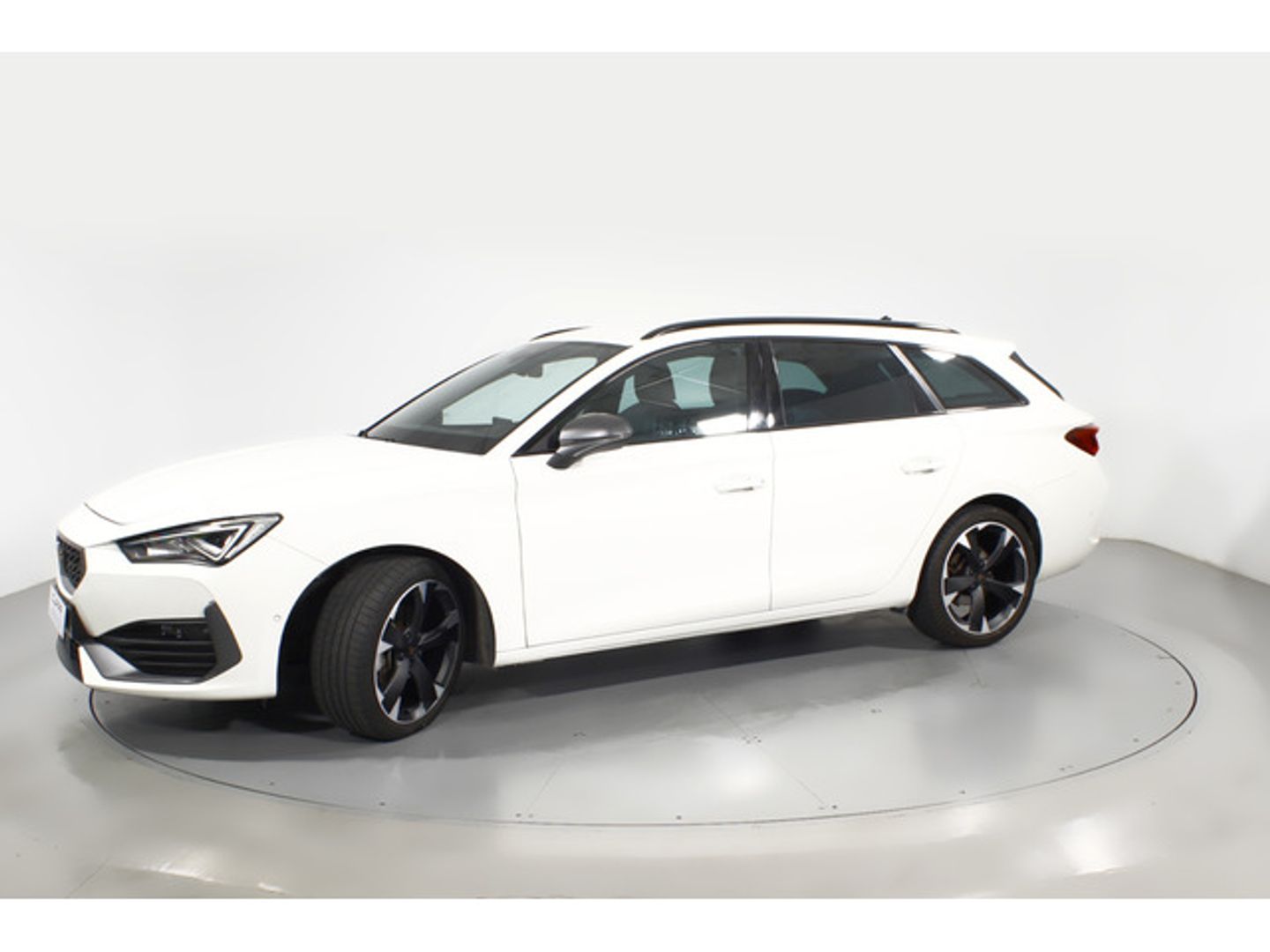 CUPRA Leon Sportstourer 1.5 eTSI DSG 110 kW (150 CV)