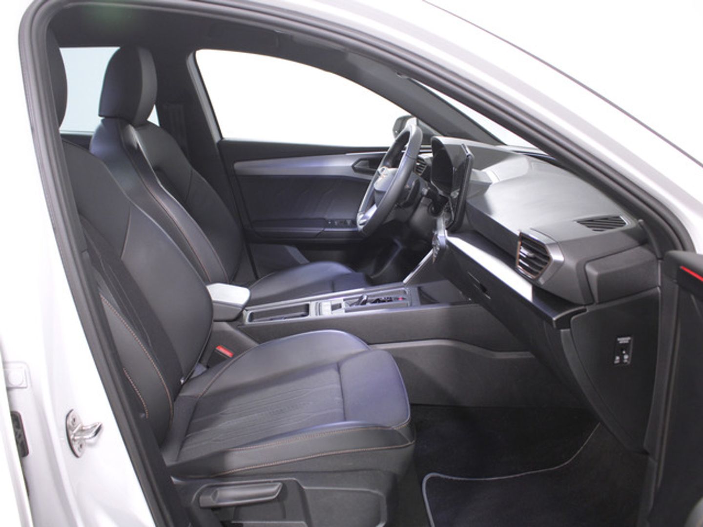 CUPRA Leon Sportstourer 1.5 eTSI DSG 110 kW (150 CV)