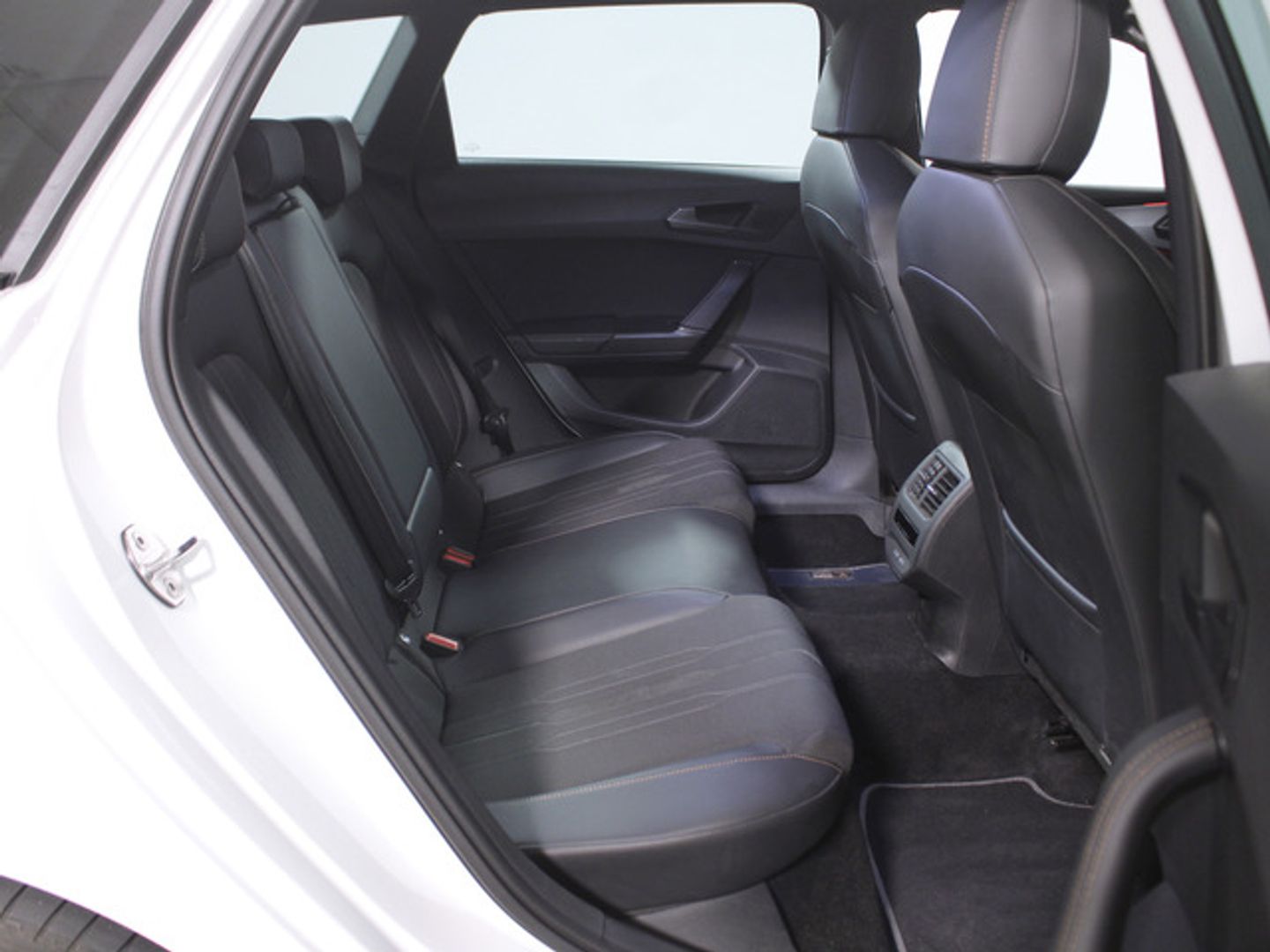 CUPRA Leon Sportstourer 1.5 eTSI DSG 110 kW (150 CV)