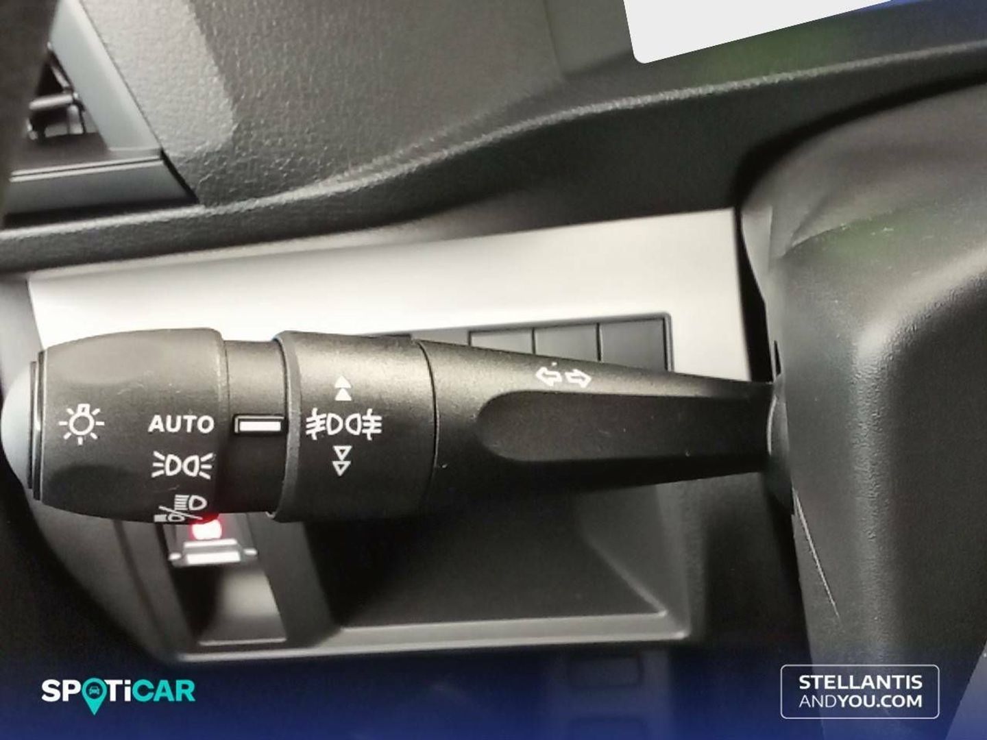 Peugeot e-Expert Furgón Eléctrico Standard 75kWh 100 kW (136 CV)