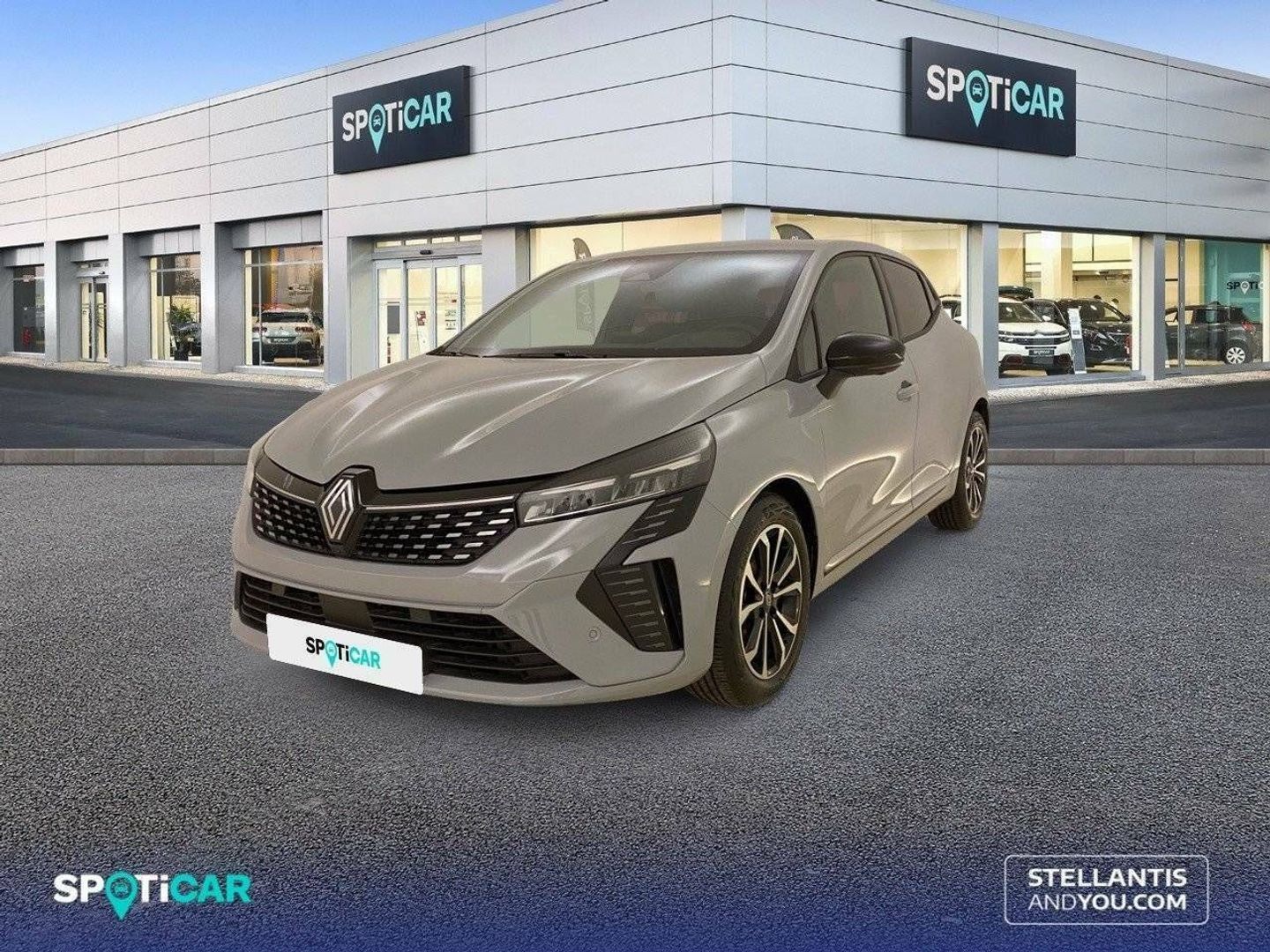 Renault Clio Techno TCe 66 kW (90 CV) Gris Sedan