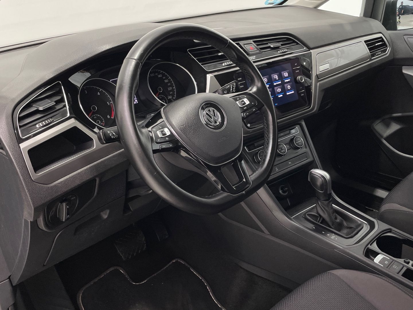 Volkswagen Touran Business 2.0 TDI 85 kW (115 CV) DSG