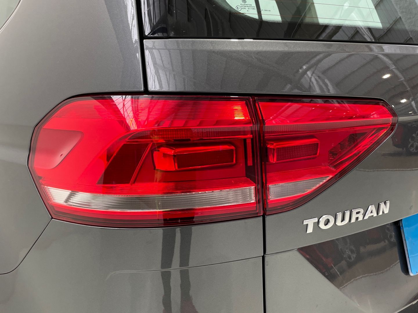 Volkswagen Touran Business 2.0 TDI 85 kW (115 CV) DSG