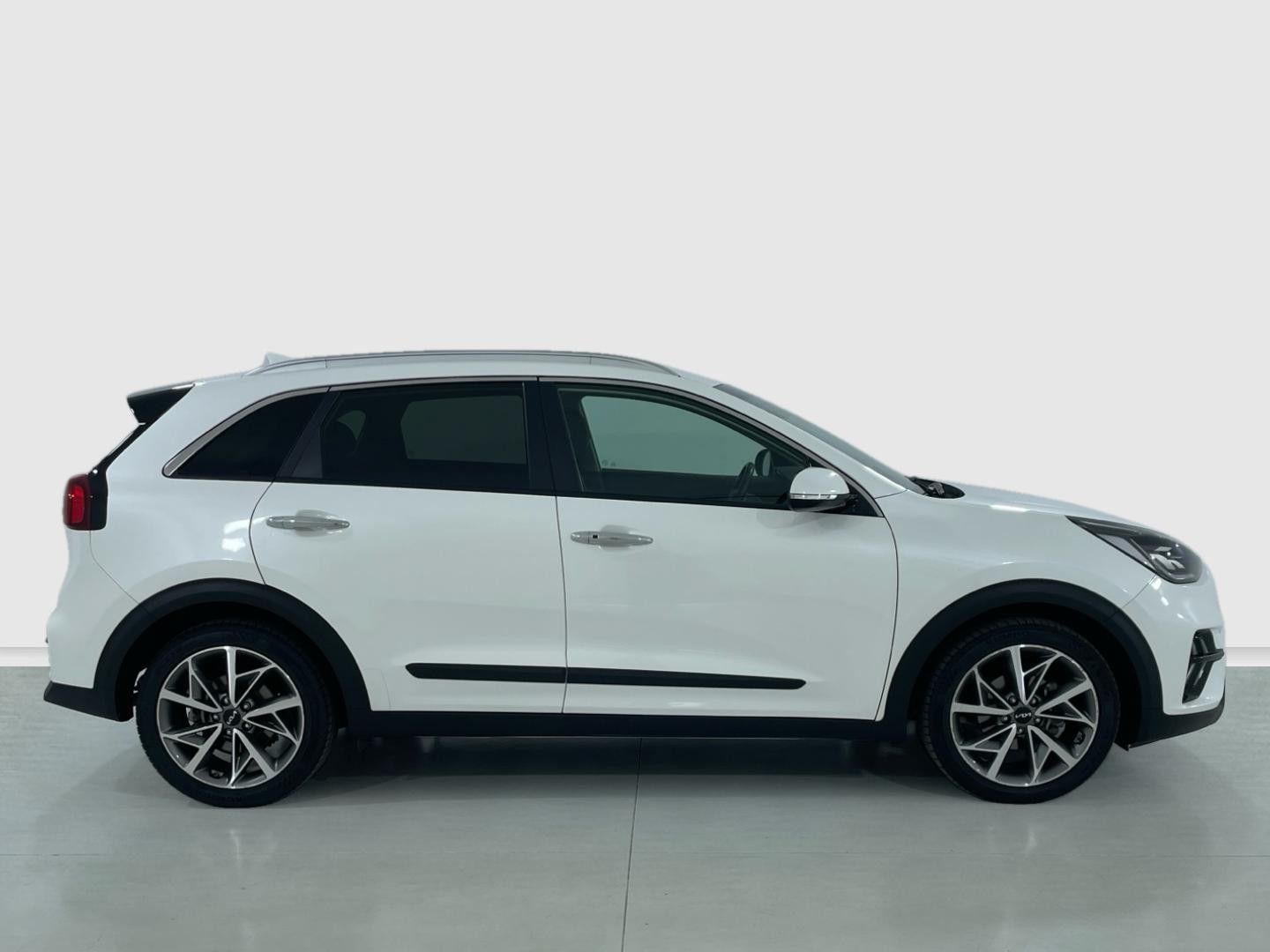 Kia Niro 1.6 GDi HEV Emotion 104 kW (141 CV)