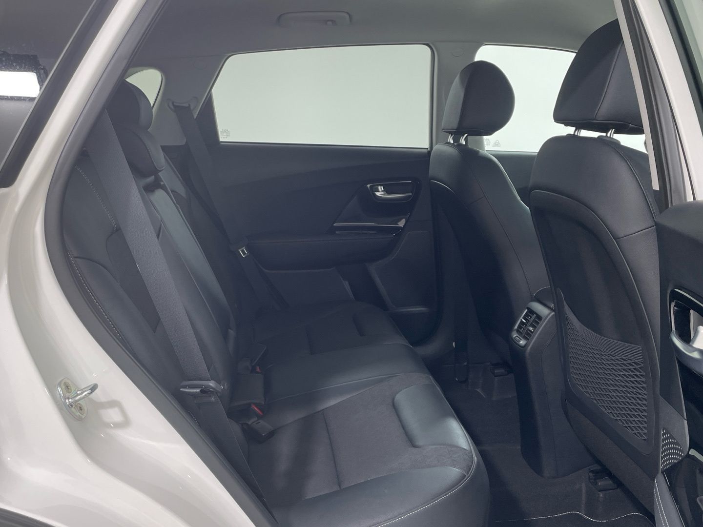 Kia Niro 1.6 GDi HEV Emotion 104 kW (141 CV)