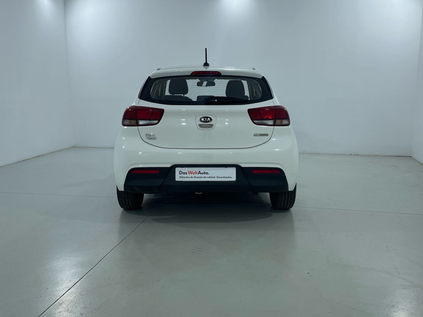 Kia Rio 1.0 T-GDi MHEV iMT Concept 74 kW (100 CV)