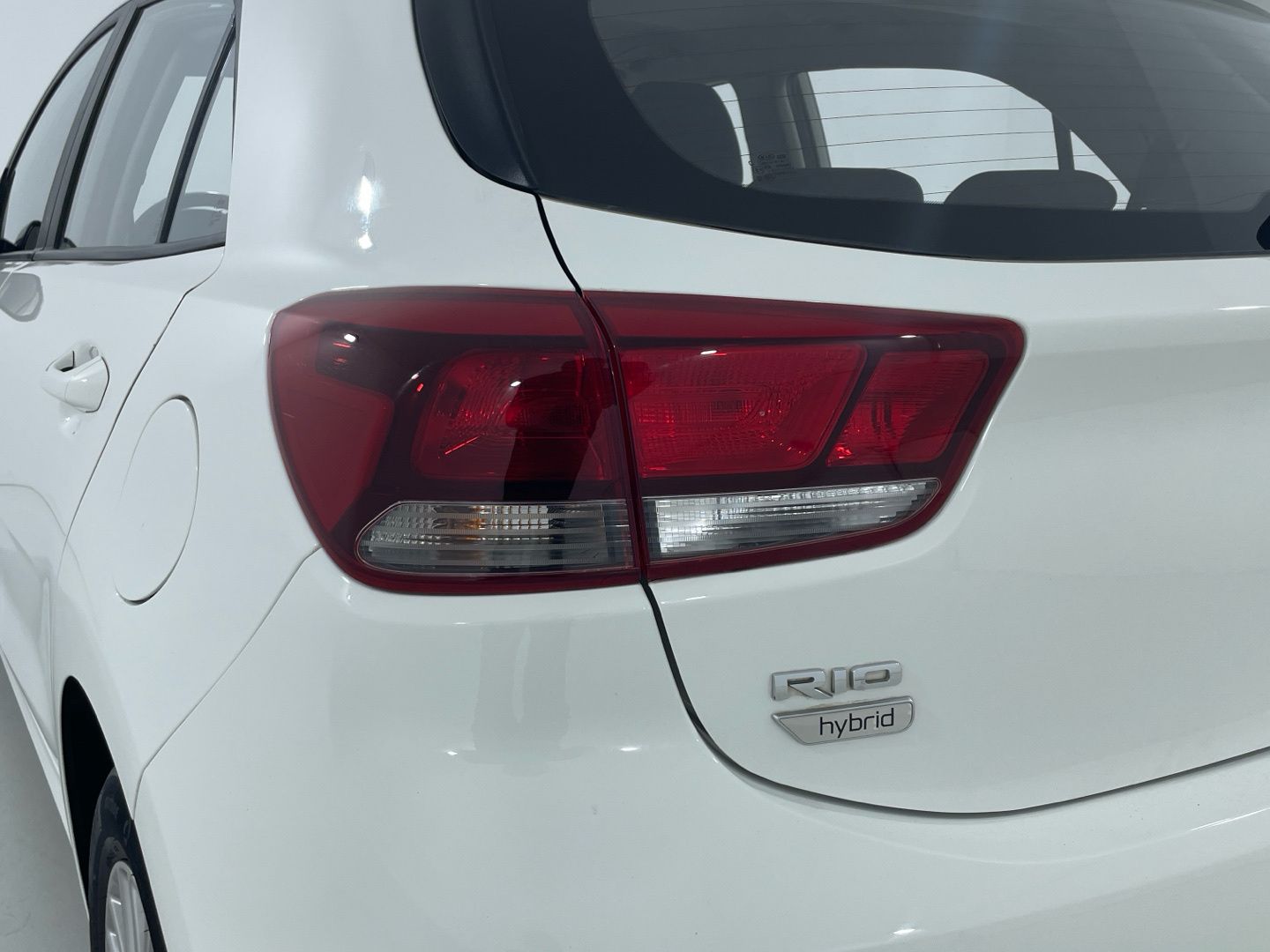 Kia Rio 1.0 T-GDi MHEV iMT Concept 74 kW (100 CV)