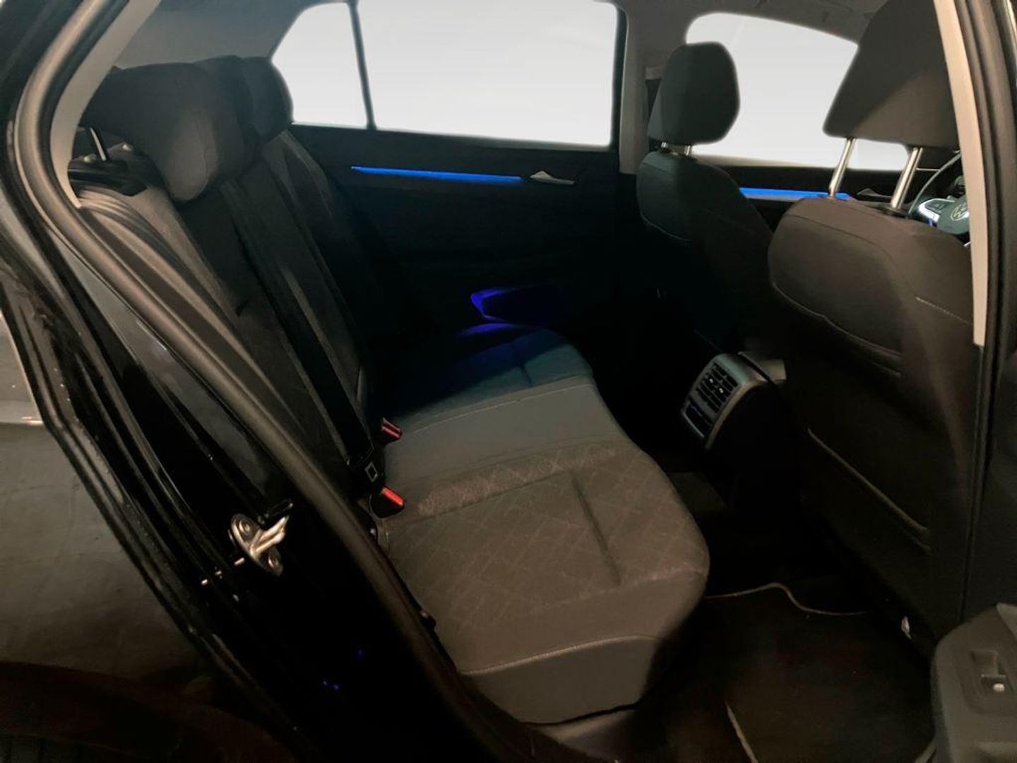 Volkswagen Golf Life 1.5 eTSI 96 kW (130 CV) DSG