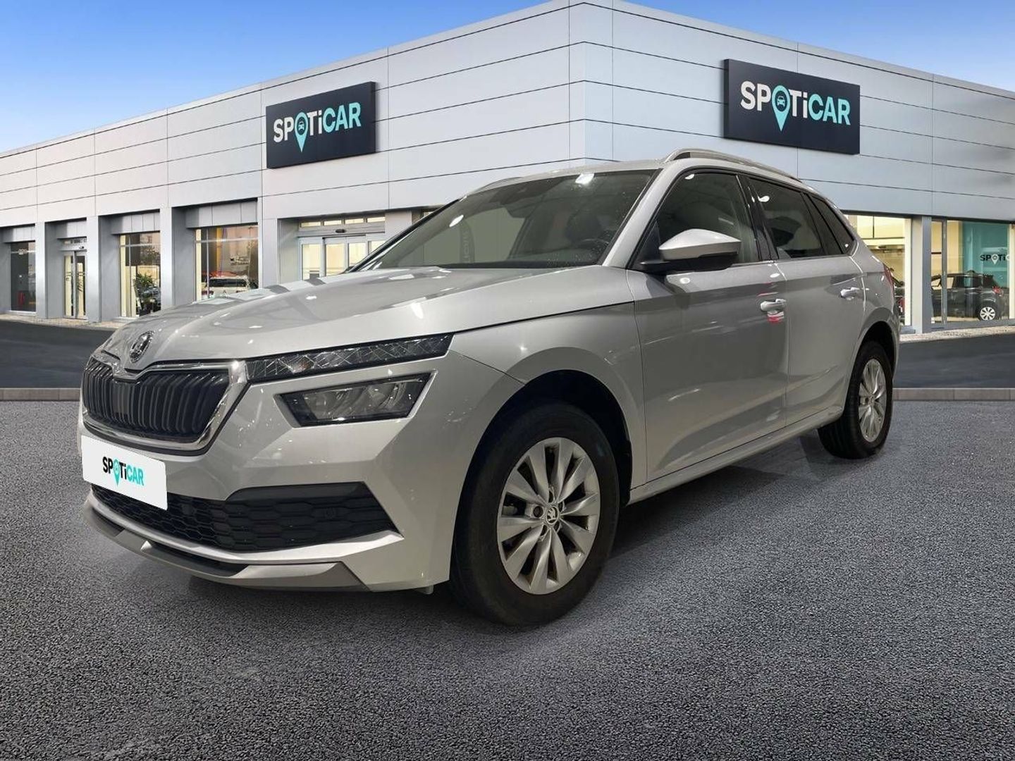 Skoda Kamiq 1.0 TSI Emotion DSG 81 kW (110 CV) Gris Plata SUV