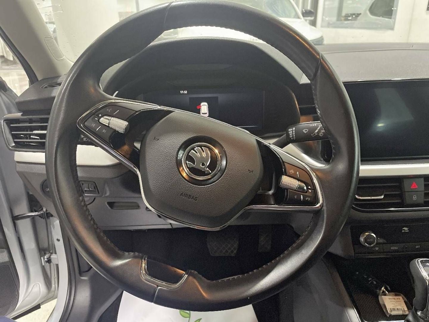 Skoda Kamiq 1.0 TSI Emotion DSG 81 kW (110 CV)