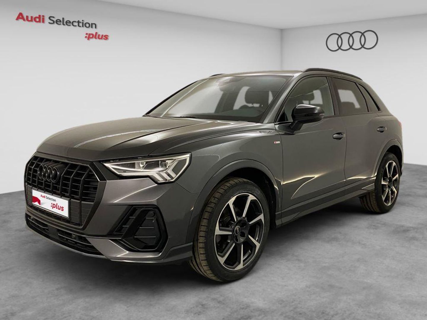 Audi Q3 Black line 35 TFSI 110 kW (150 CV) S tronic Gris SUV