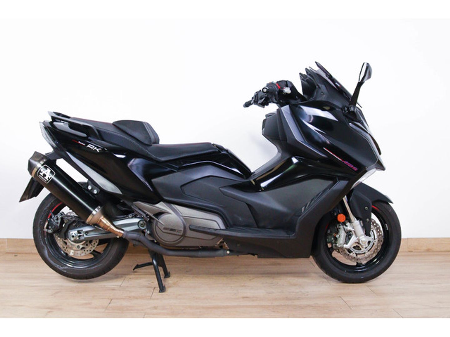 KYMCO AK 550 Premium Negro Motorcycle