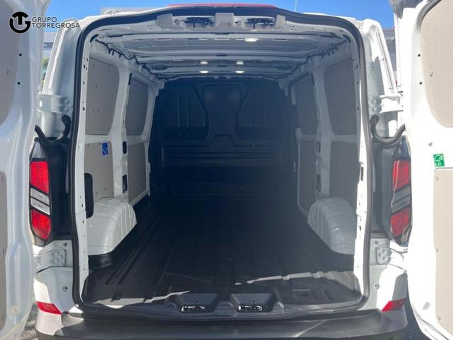 Ford Transit Custom Furgon 2.5 Duratec PHEV 320 L1 Trend 171 kW (232 CV)