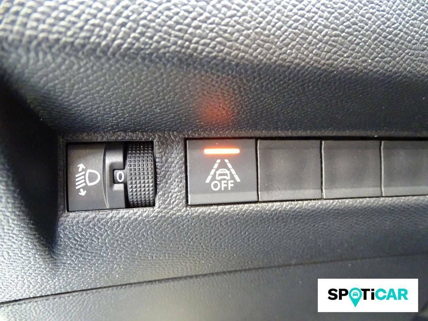 Peugeot 208 PureTech 100 Active Pack EAT8 75 kW (100 CV)