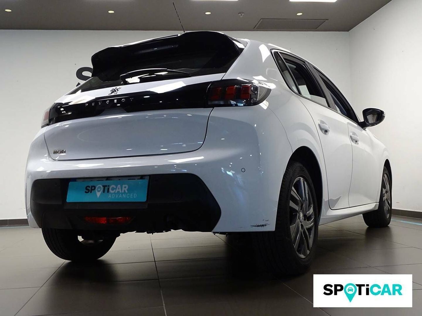 Peugeot 208 PureTech 100 Active Pack EAT8 75 kW (100 CV)