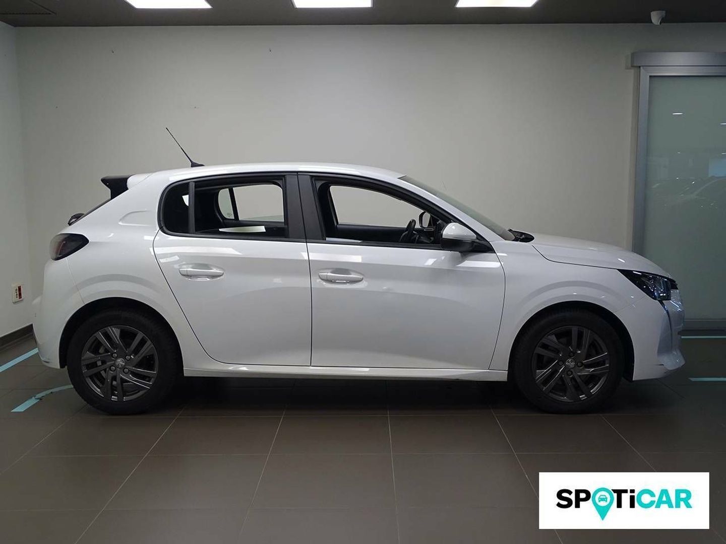 Peugeot 208 PureTech 100 Active Pack EAT8 75 kW (100 CV)
