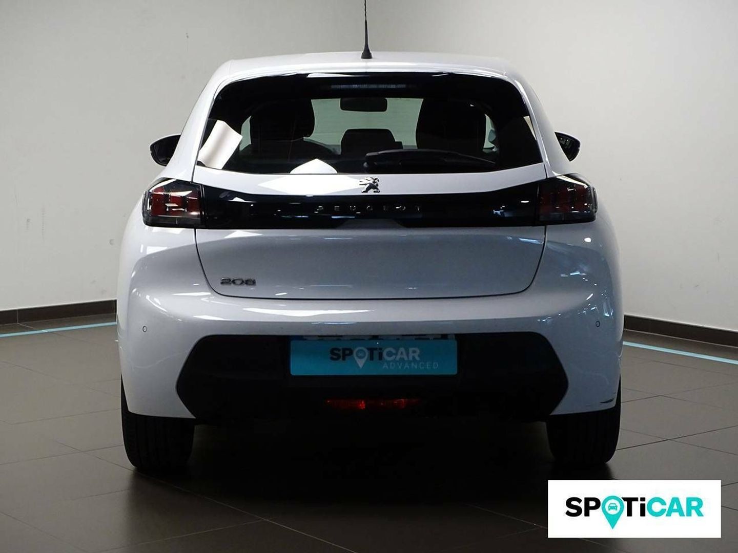Peugeot 208 PureTech 100 Active Pack EAT8 75 kW (100 CV)