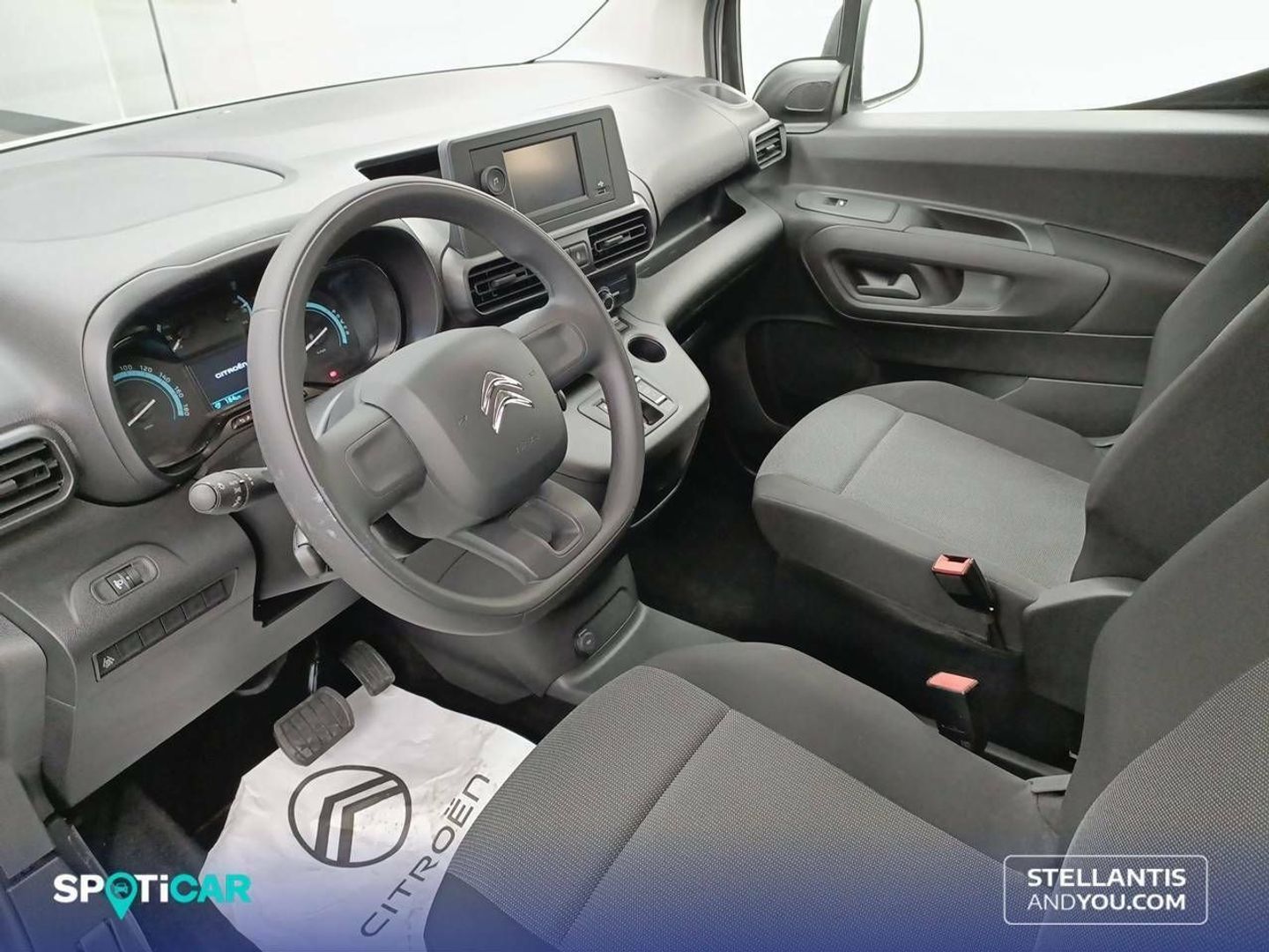 Citroen ë-Berlingo 50kWh Live Pack Talla M 100 kW (136 CV)
