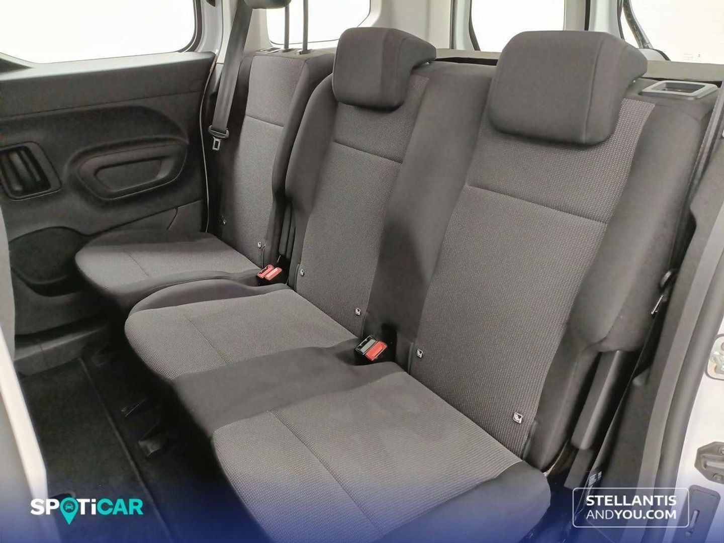 Citroen ë-Berlingo 50kWh Live Pack Talla M 100 kW (136 CV)