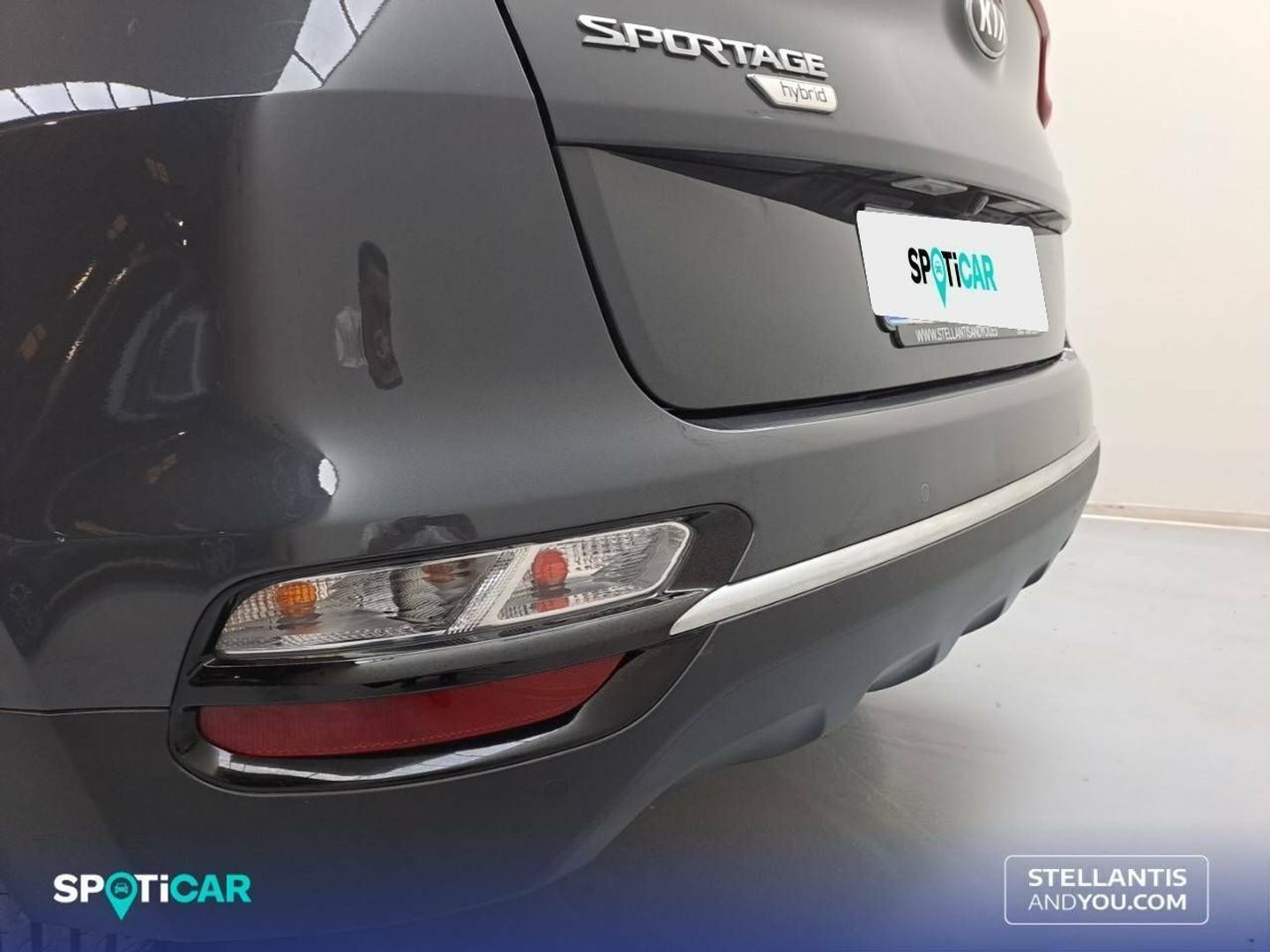 Kia Sportage 1.6 MHEV Drive 4x2 100 kW (136 CV)