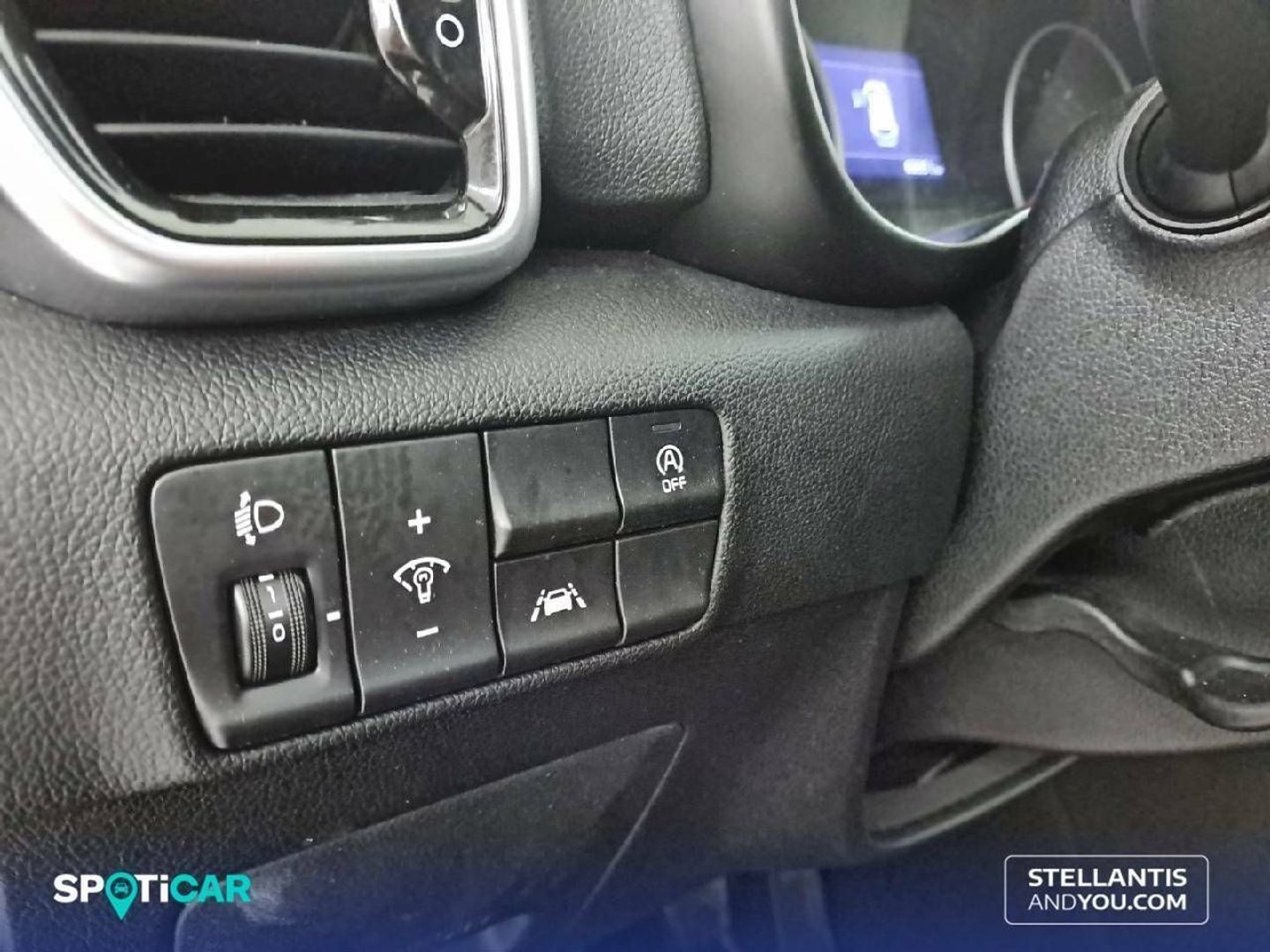 Kia Sportage 1.6 MHEV Drive 4x2 100 kW (136 CV)