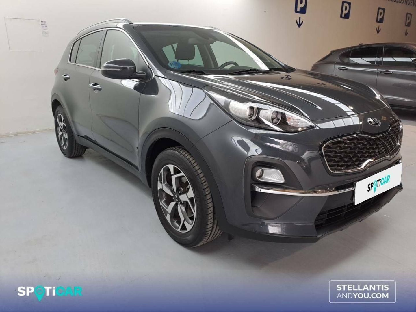 Kia Sportage 1.6 MHEV Drive 4x2 100 kW (136 CV)