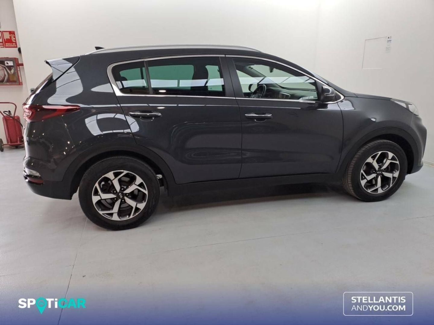 Kia Sportage 1.6 MHEV Drive 4x2 100 kW (136 CV)