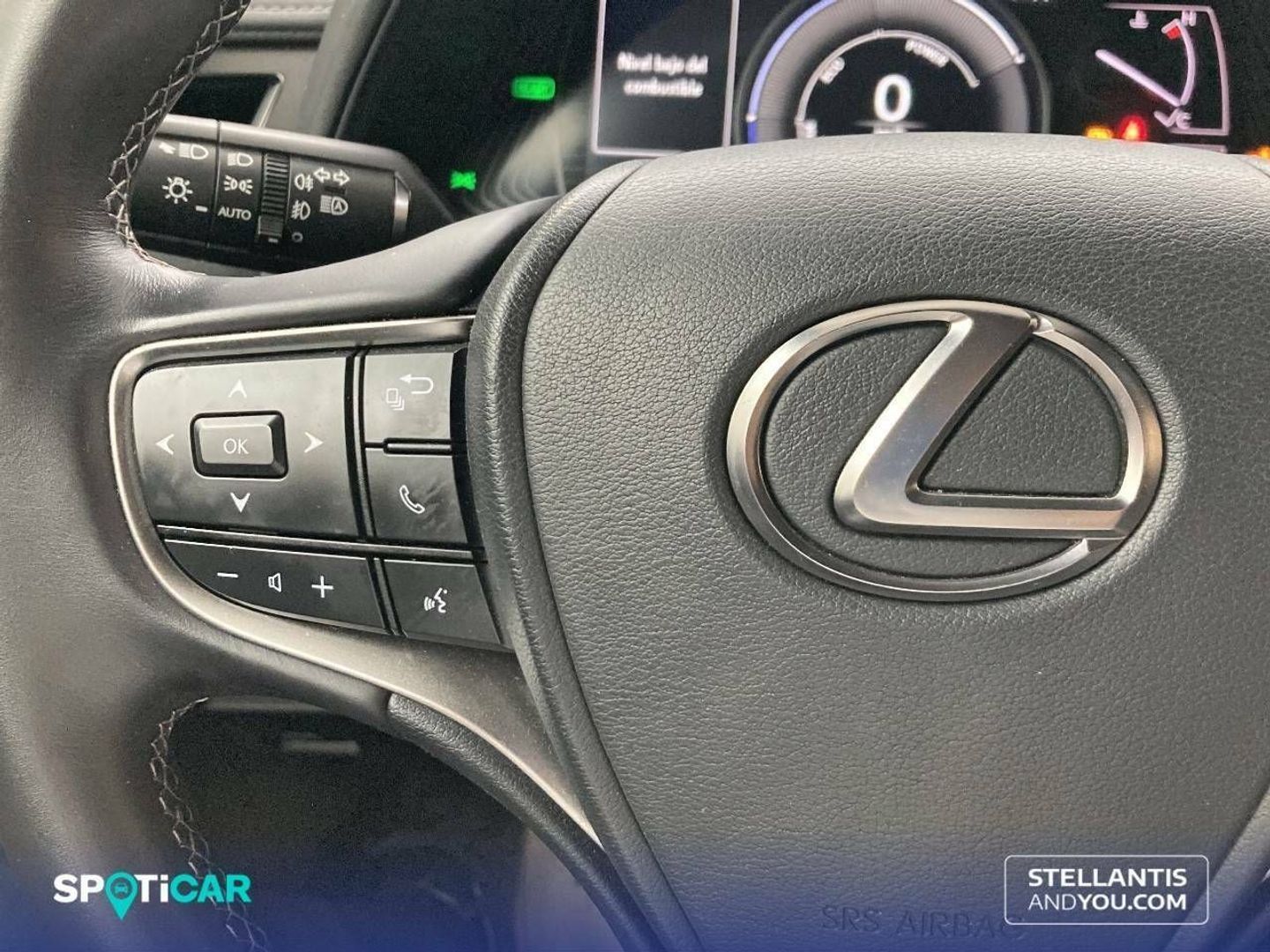 Lexus UX UX 250h F Sport Cuero 135 kW (184 CV)