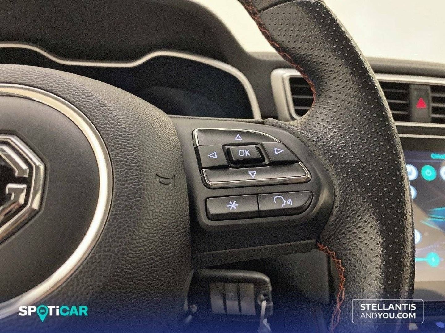 MG ZS 1.5 Luxury 78 kW (106 CV)
