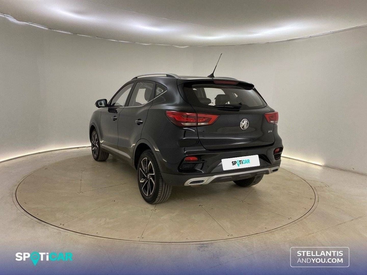 MG ZS 1.5 Luxury 78 kW (106 CV)