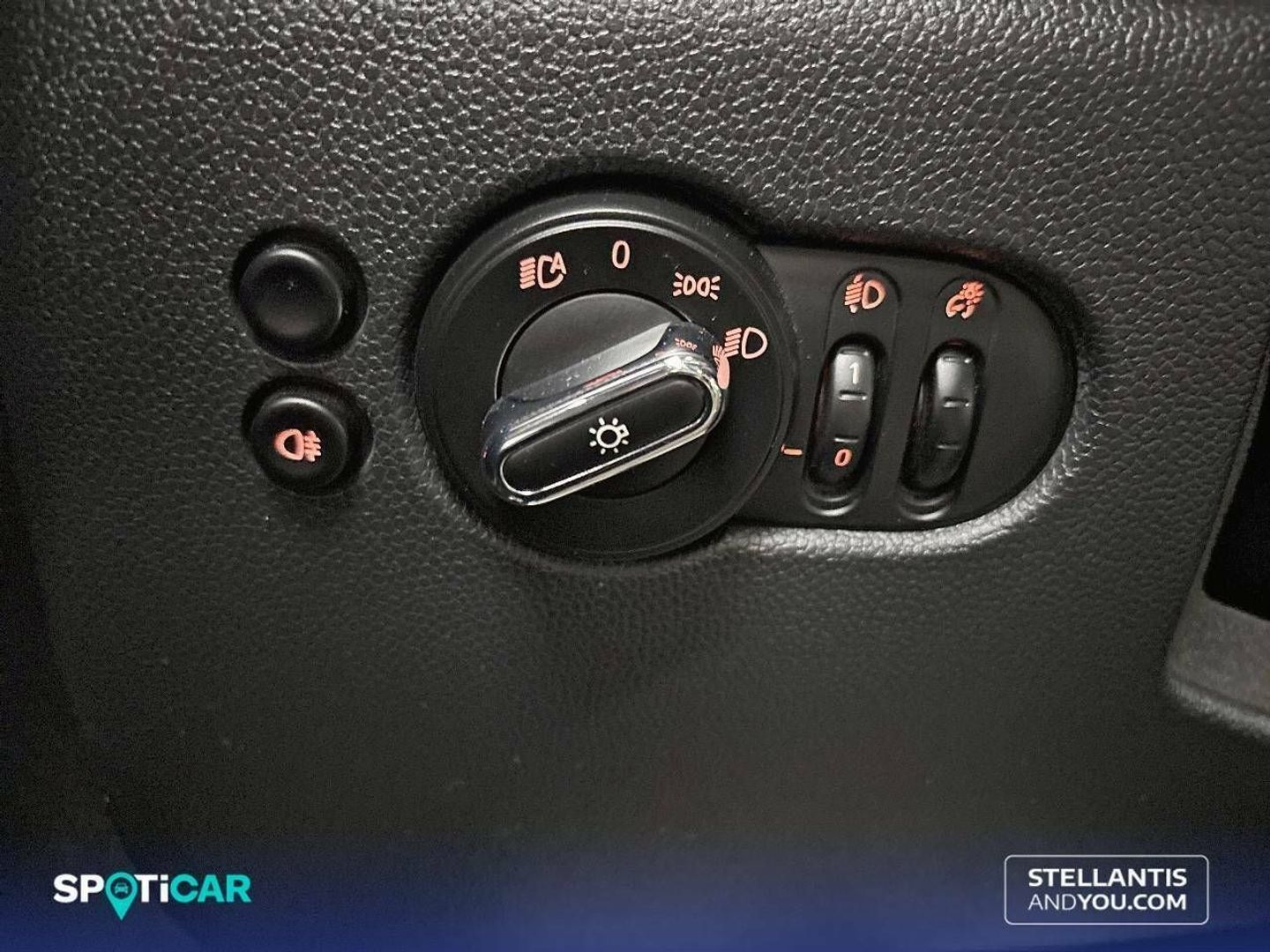 MINI MINI Cabrio Cooper 100 kW (136 CV)