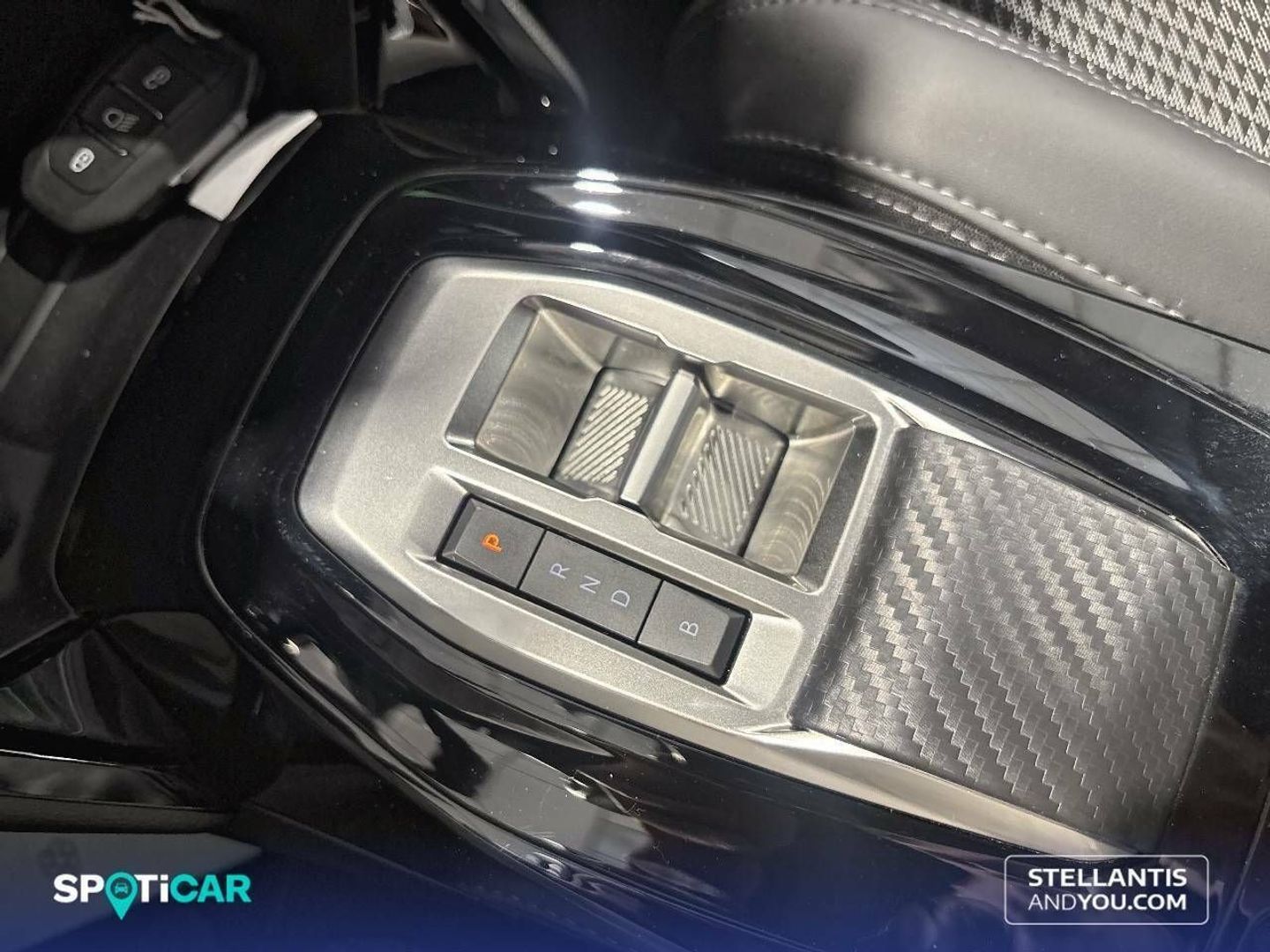 Peugeot e-208 Eléctrico GT 100 kW (136 CV)