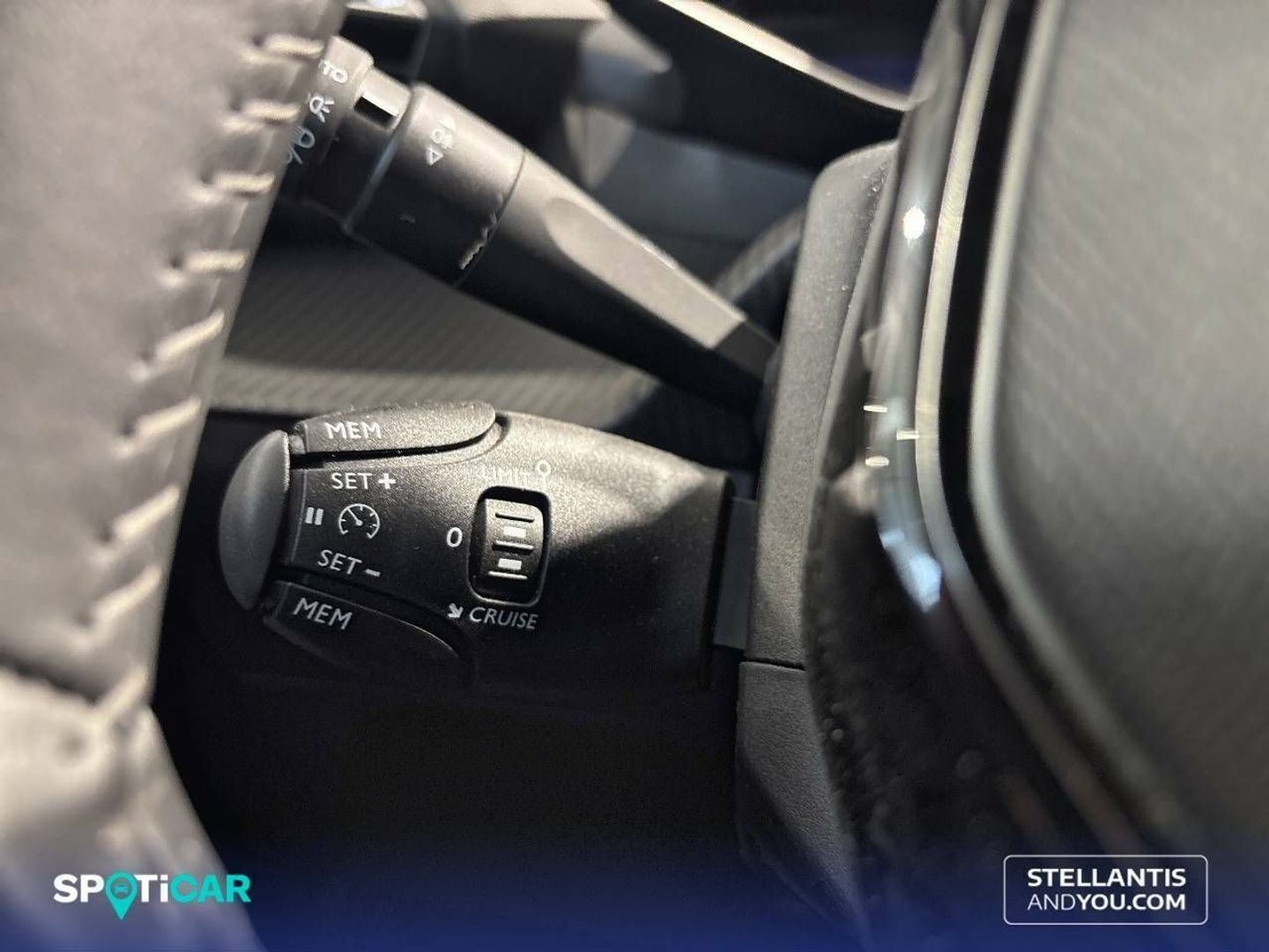 Peugeot e-208 Eléctrico Allure Pack 100 kW (136 CV)