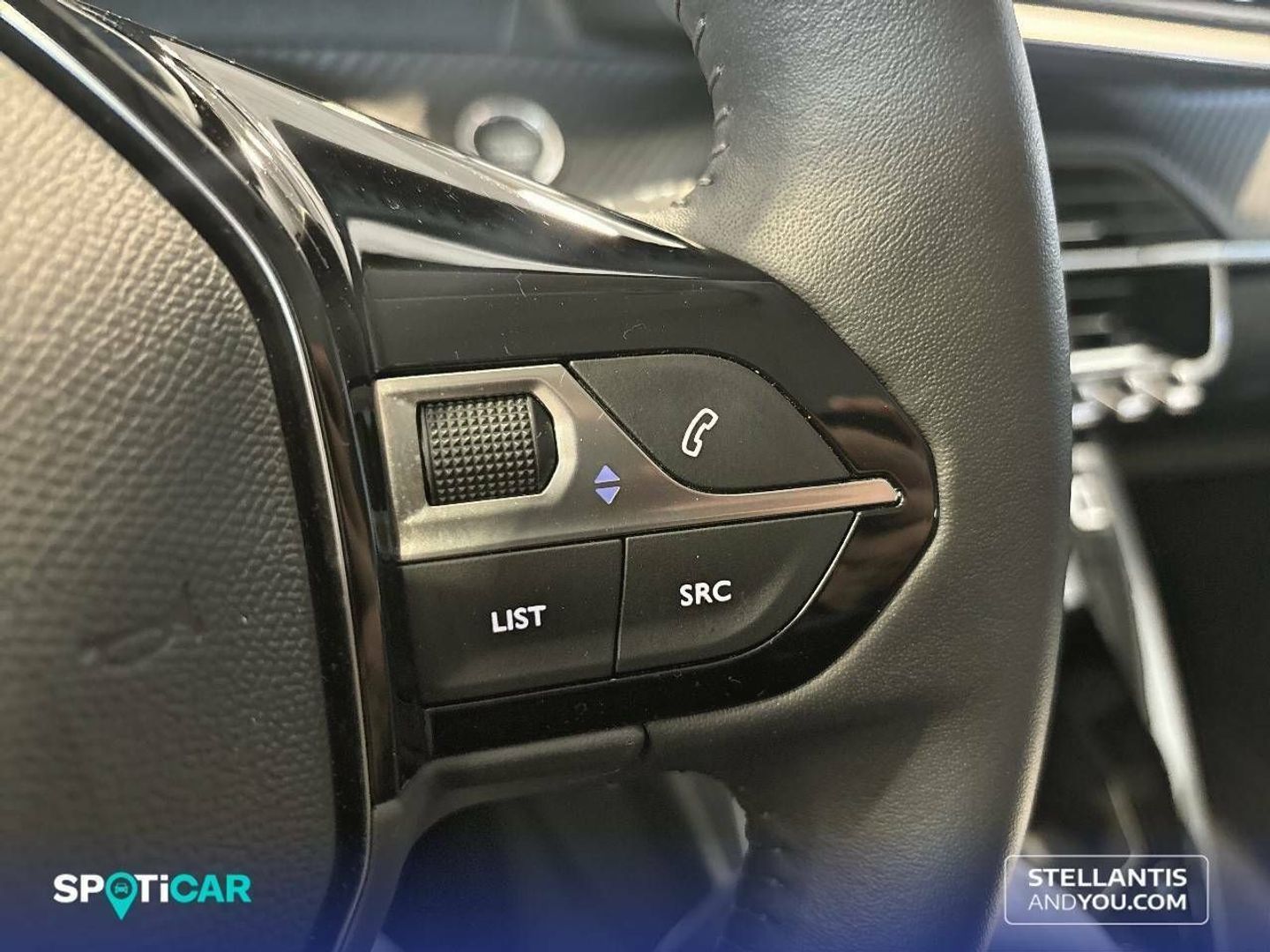 Peugeot e-208 Eléctrico Allure Pack 100 kW (136 CV)