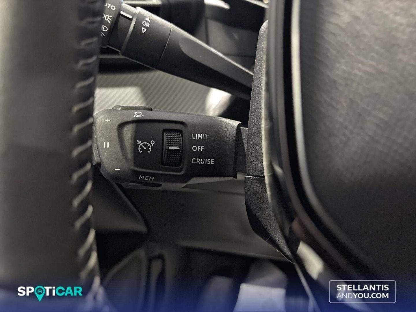 Peugeot e-208 Eléctrico Allure Pack 100 kW (136 CV)