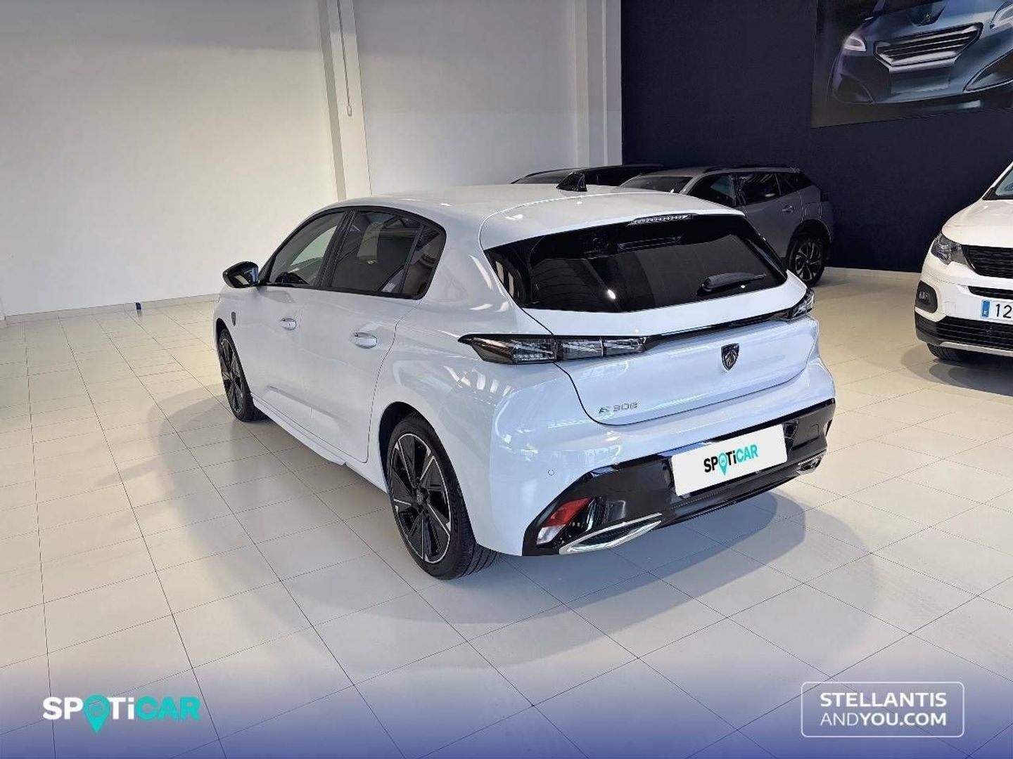 Peugeot e-308 First Edition Eléctrico 115 kW (156 CV)