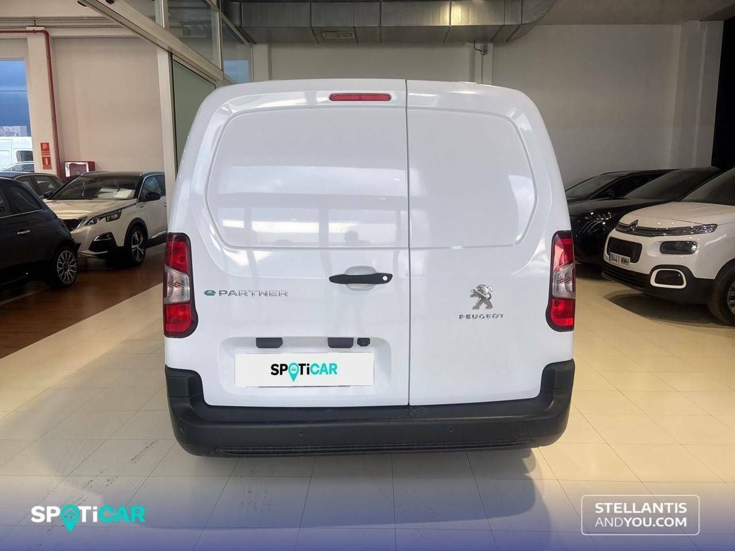 Peugeot e-Partner e-Electico Long 800kg 100 kW (136 CV)