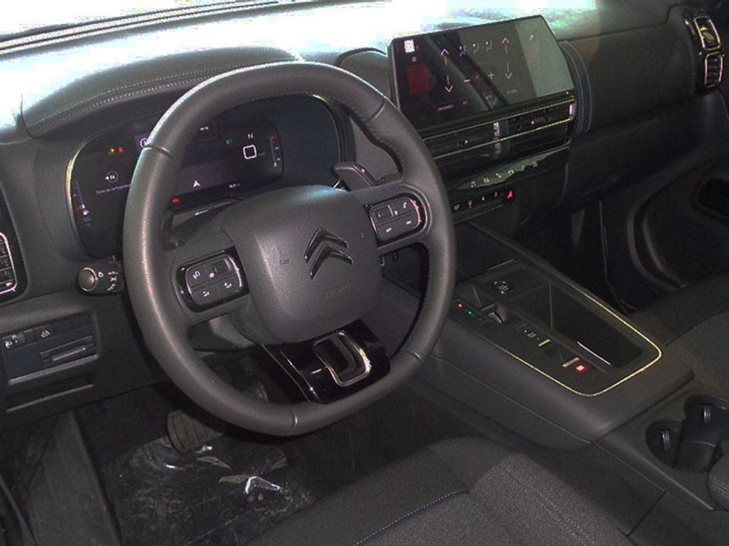 Citroen C5 Aircross Hybrid Plus e-DCS6 100 kW (136 CV)