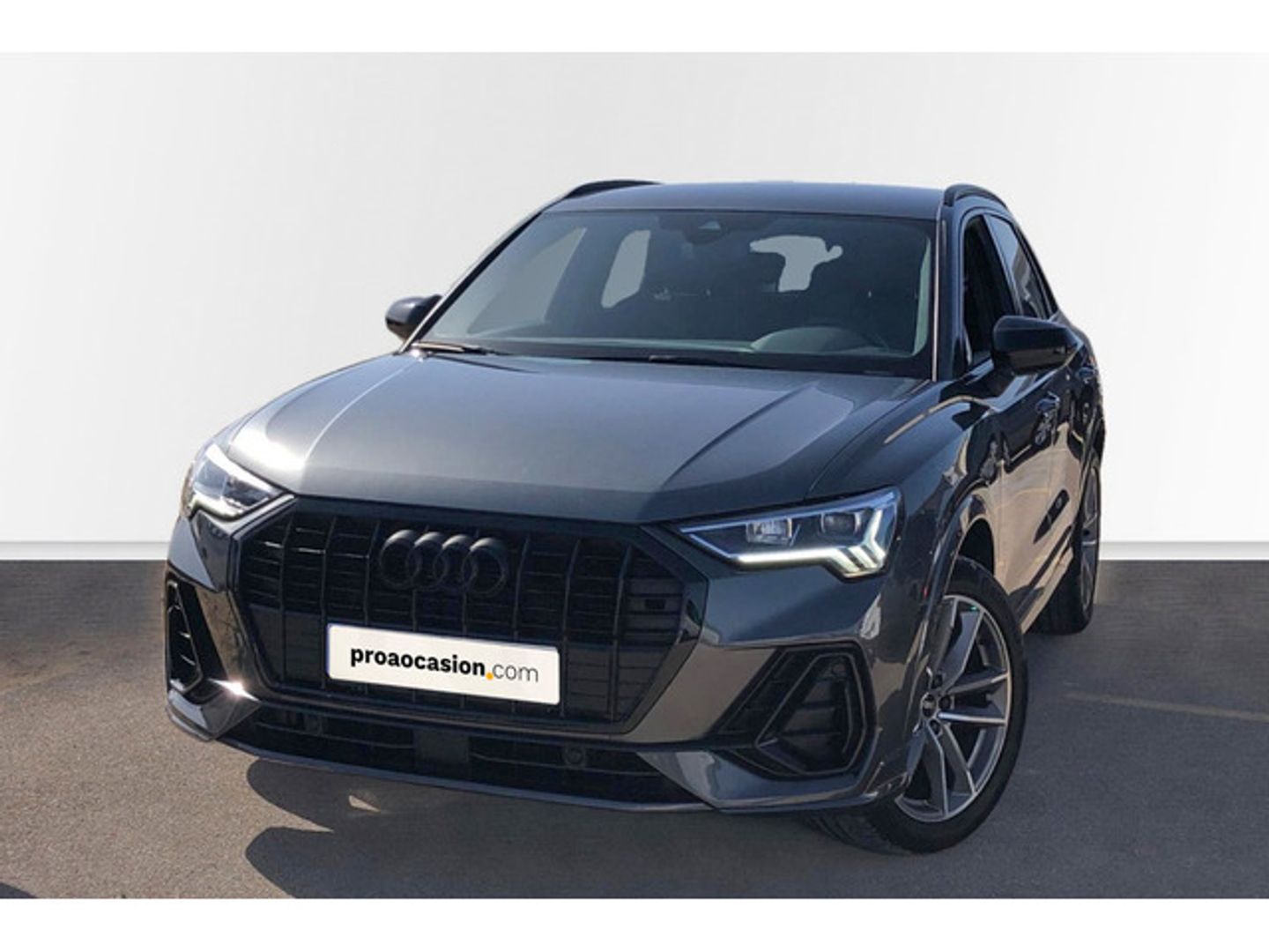 Audi Q3 Black line 35 TFSI 110 kW (150 CV) S tronic Gris SUV