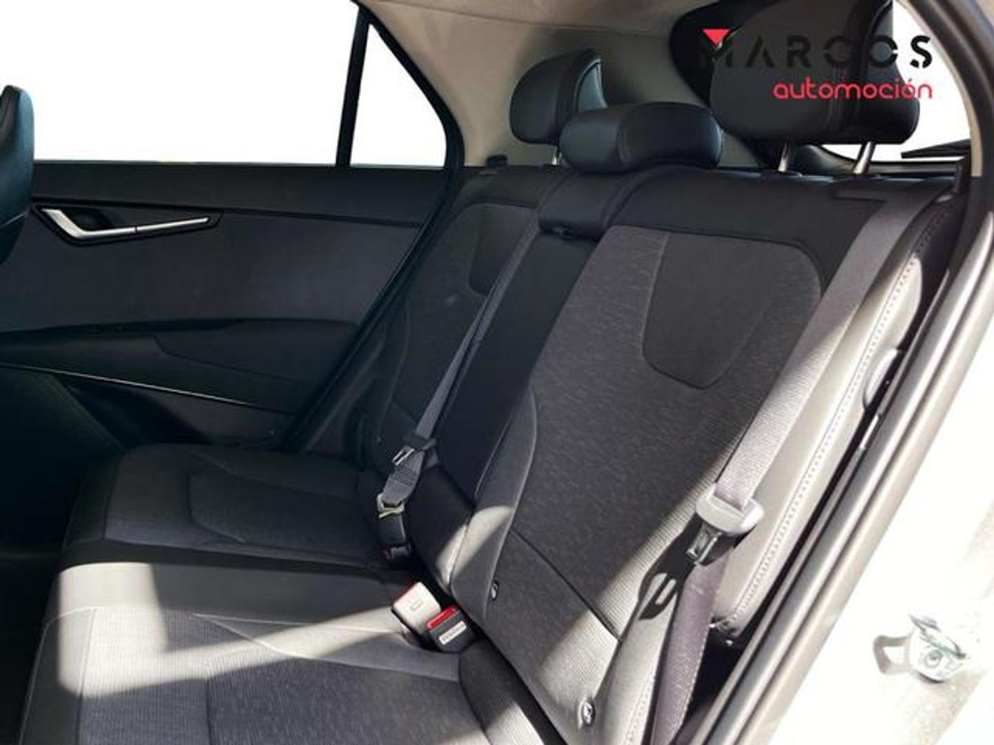 Kia Niro 1.6 GDi HEV Híbrido Emotion 104 kW (141 CV)