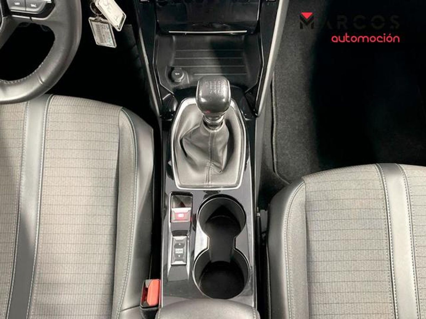 Peugeot 2008 PureTech 130 S&S Allure 96 kW (130 CV)
