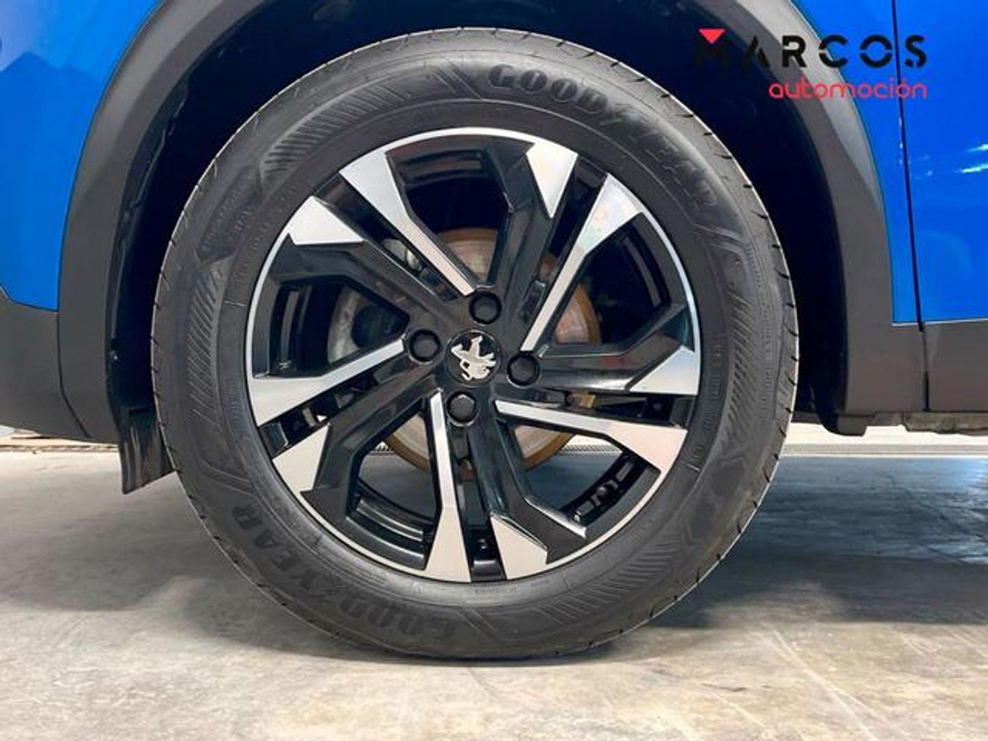 Peugeot 2008 PureTech 130 S&S Allure 96 kW (130 CV)