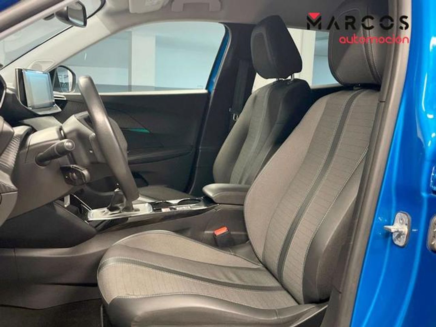Peugeot 2008 PureTech 130 S&S Allure 96 kW (130 CV)