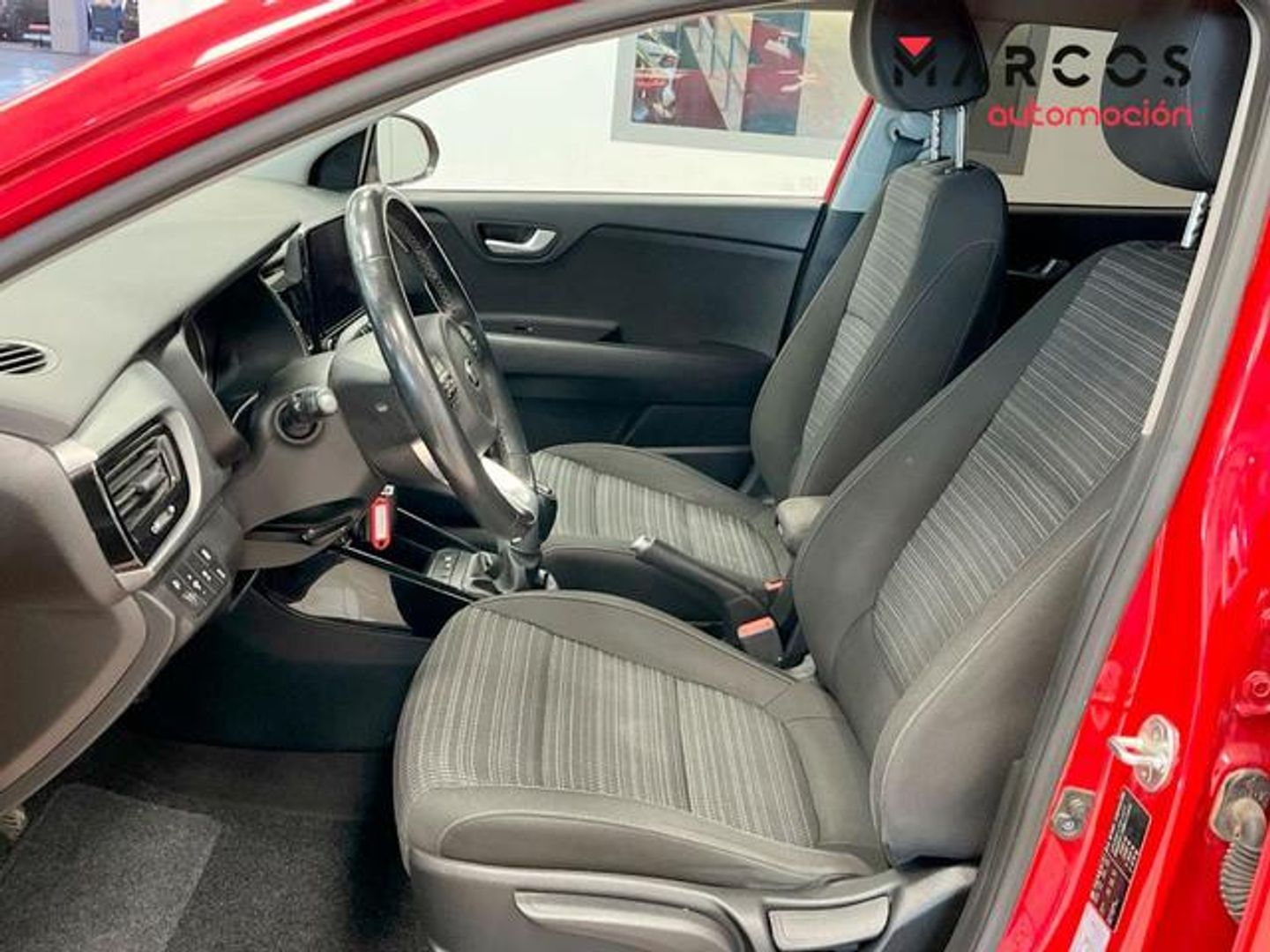 Kia Stonic 1.0 T-GDi MHEV Drive iMT 74 kW (100 CV)