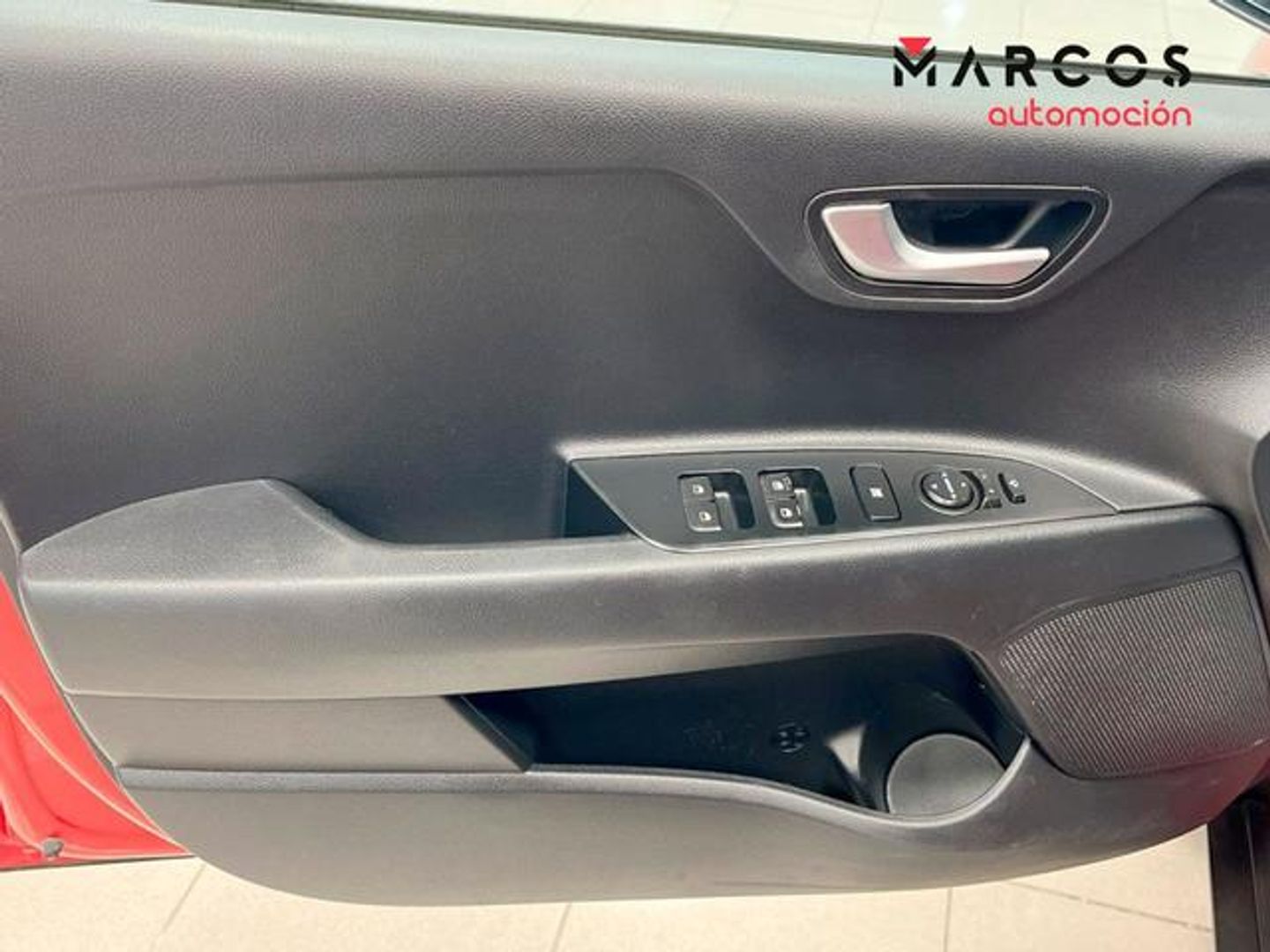Kia Stonic 1.0 T-GDi MHEV Drive iMT 74 kW (100 CV)