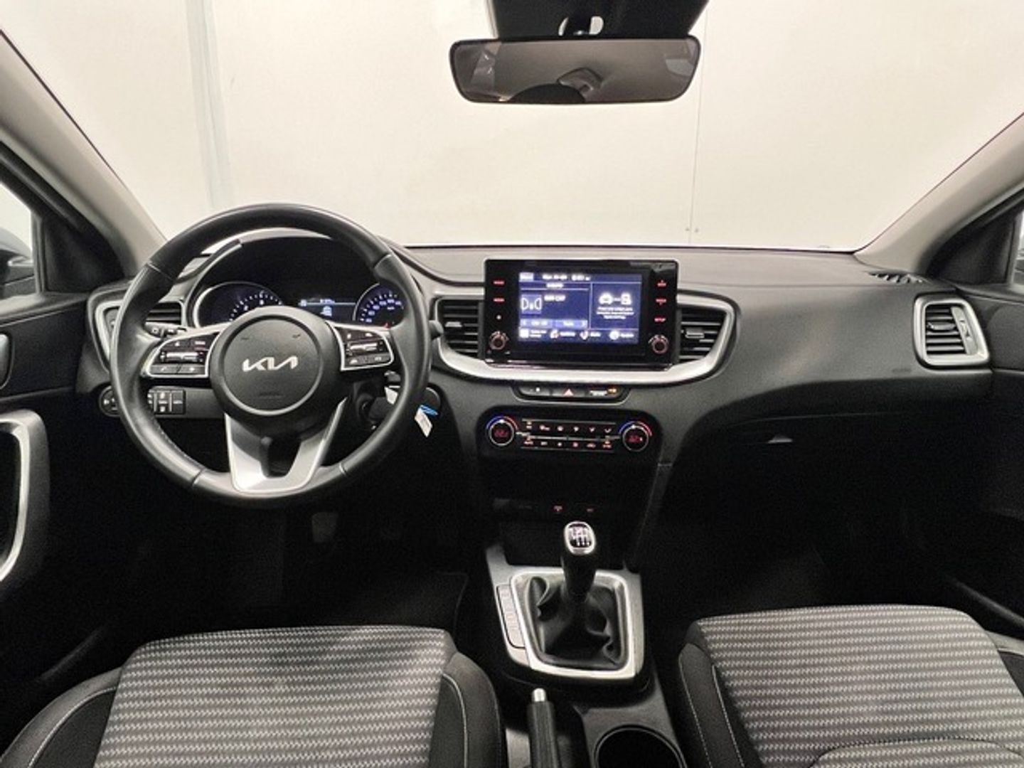 Kia XCeed 1.6 MHEV Drive iMT 100 kW (136 CV)